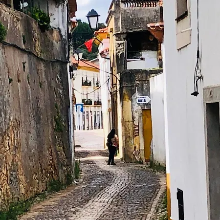 Apartment Pe Do Castelo *