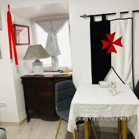 Apartment Pe Do Castelo